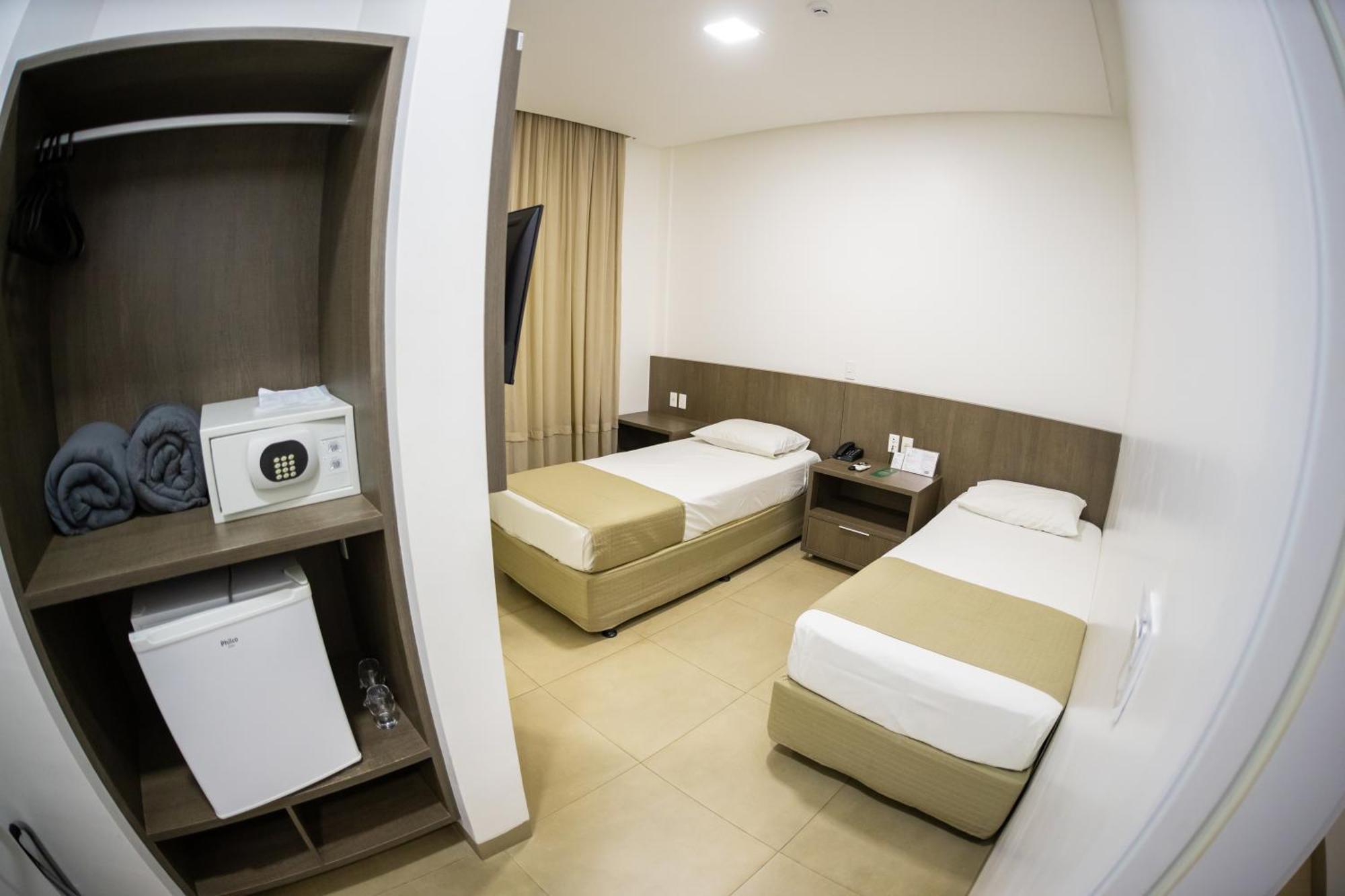 Brii Hotel Аргуаіна Екстер'єр фото