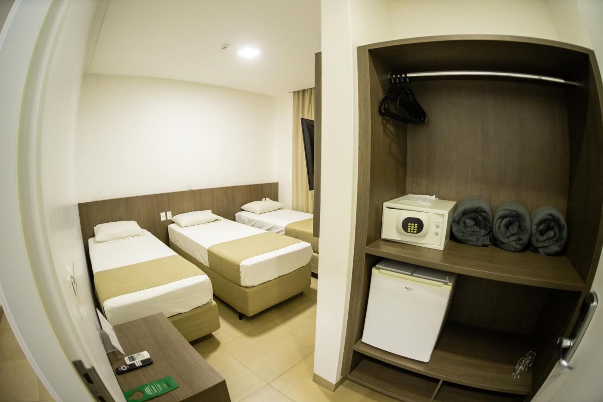 Brii Hotel Аргуаіна Екстер'єр фото